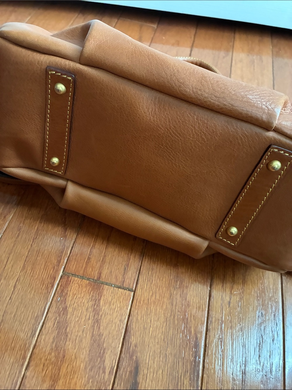 NWOT Classic Tan Leather Satchel Handbag - Picture 10 of 10